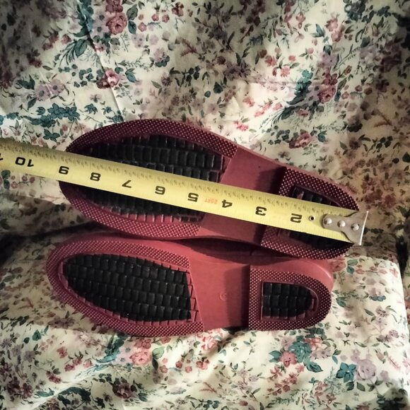 Cat & Jack Rain Boots/ Snow Boots Sizes: 2,  Burgundy  NWOB - Picture 3 of 13